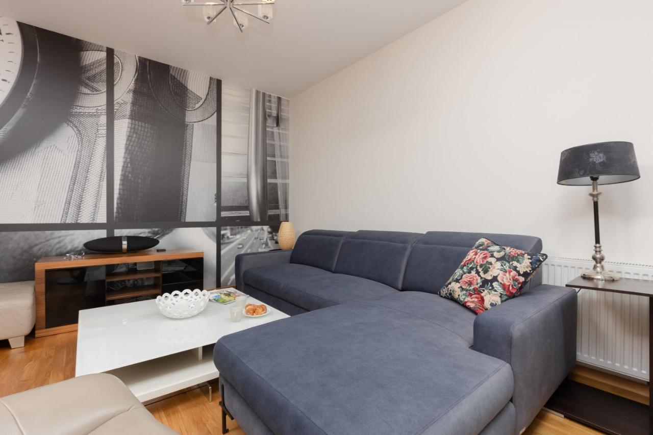 Warsaw Srodmiescie Apartment With Balcony By Noclegi Renters Εξωτερικό φωτογραφία