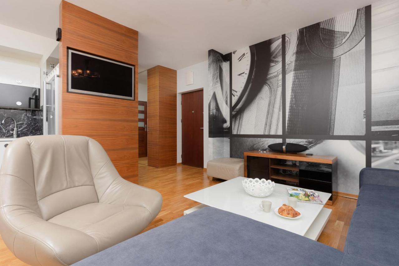 Warsaw Srodmiescie Apartment With Balcony By Noclegi Renters Εξωτερικό φωτογραφία
